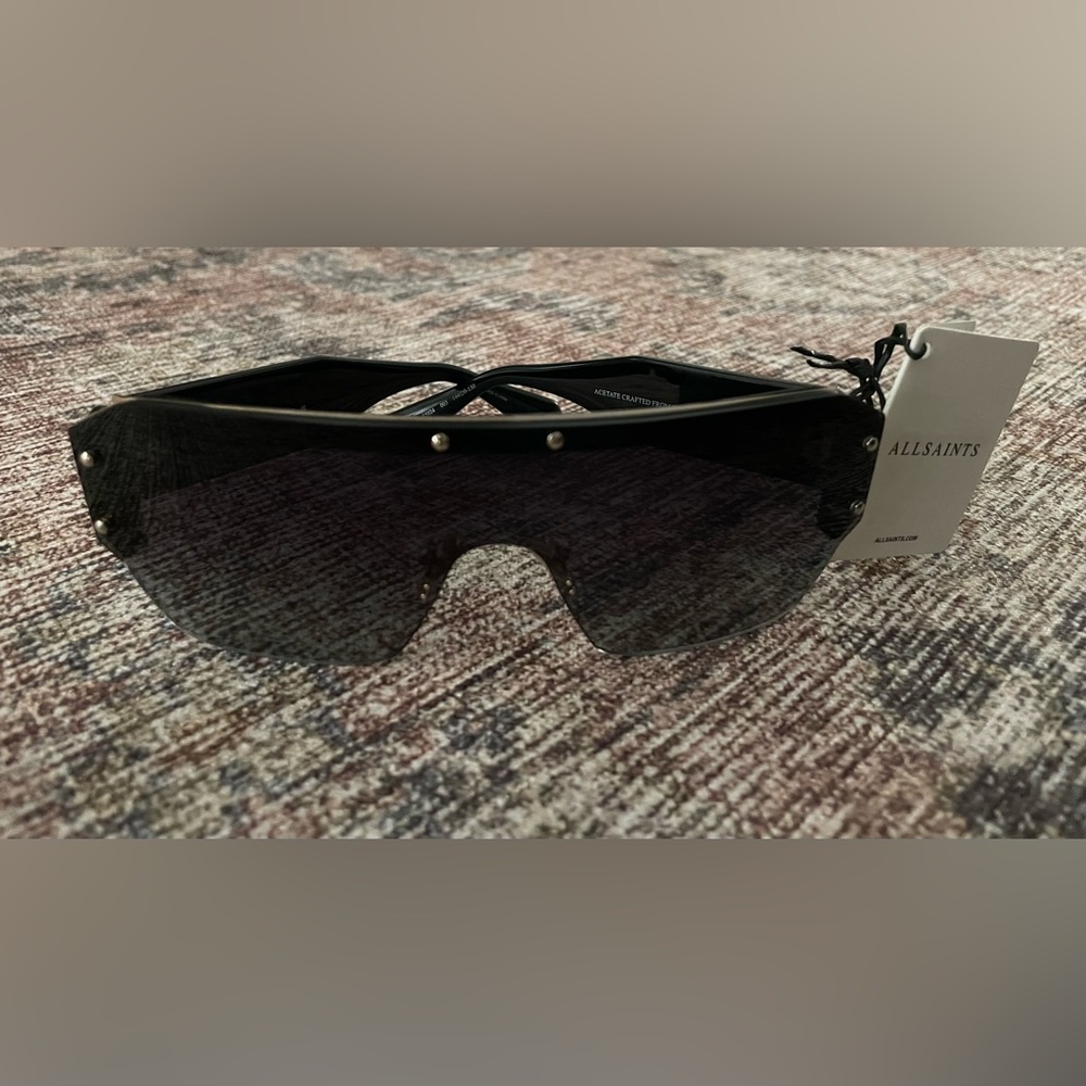 All Saints Erika Sunglasses - Picture 3 of 11
